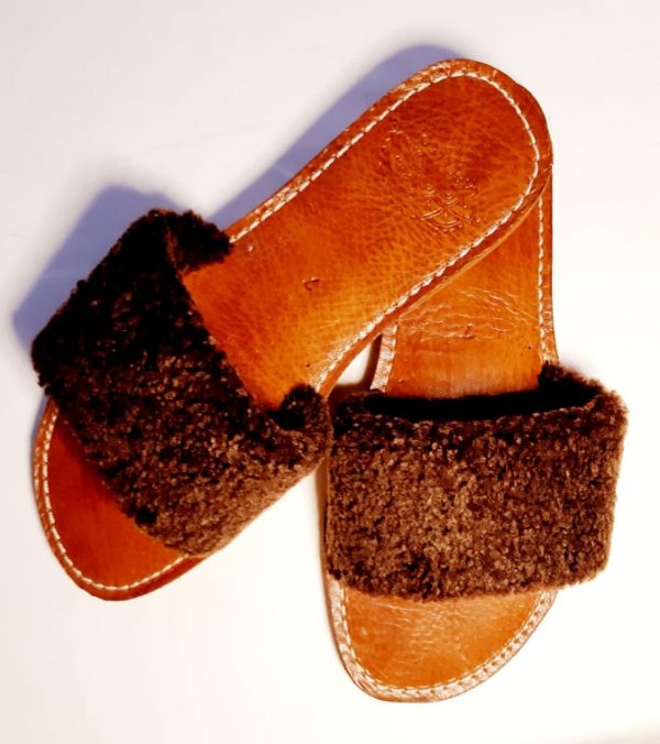 Sandales moumoute marron en cuir